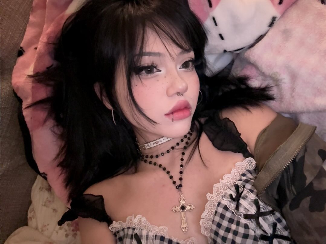 dracuina instagram image archive image