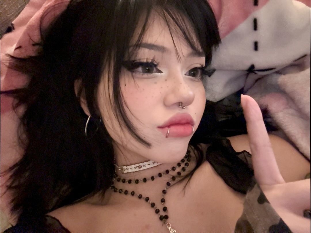 dracuina instagram image archive image