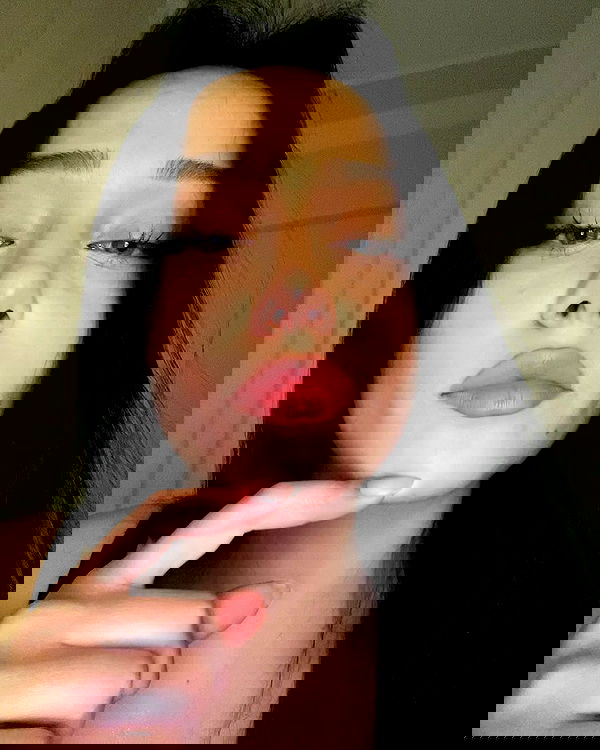 e.eelisha e.eelisha archive image