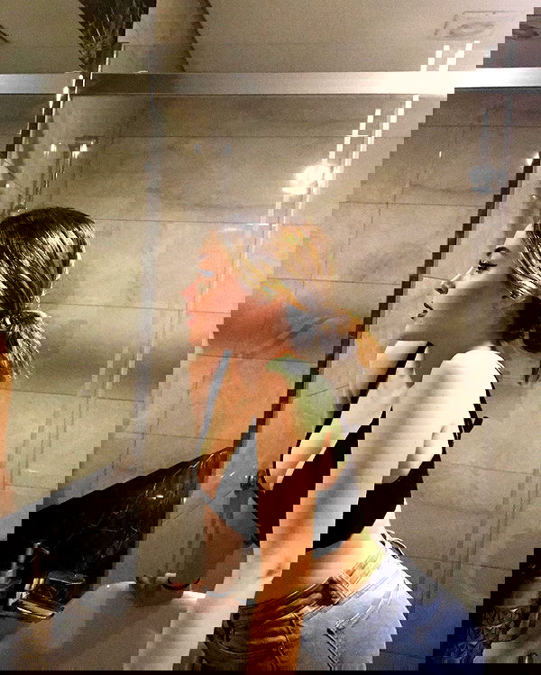 eceebayraktr image ~ Altpins