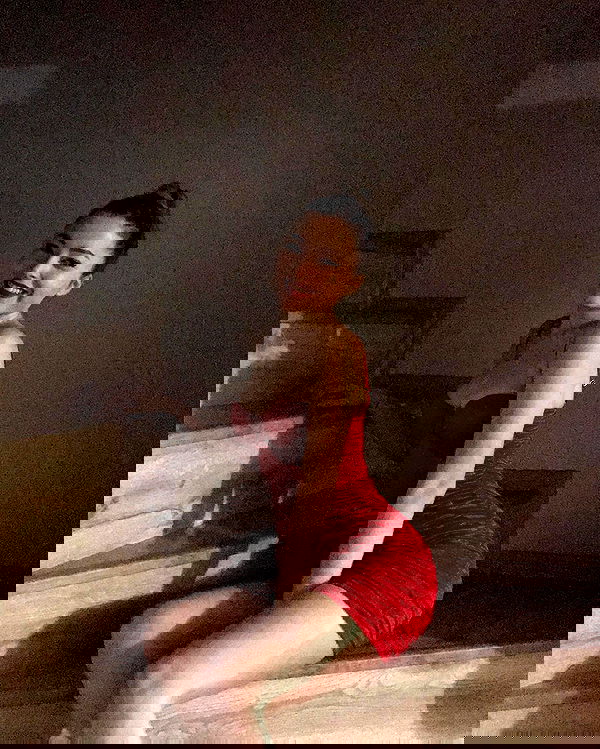 eceebayraktr image ~ Altpins