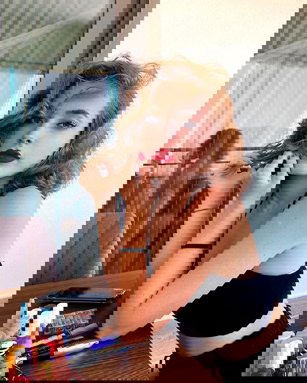 eceebayraktr image ~ Altpins