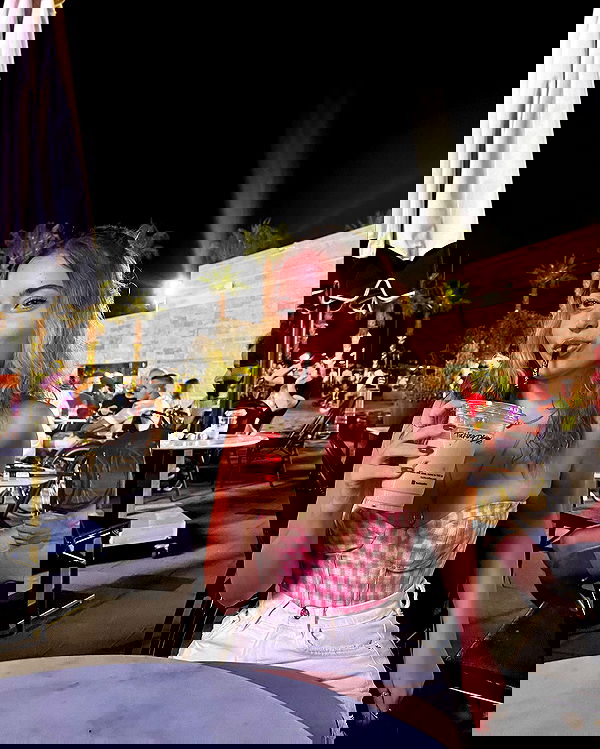 eceebayraktr image ~ Altpins