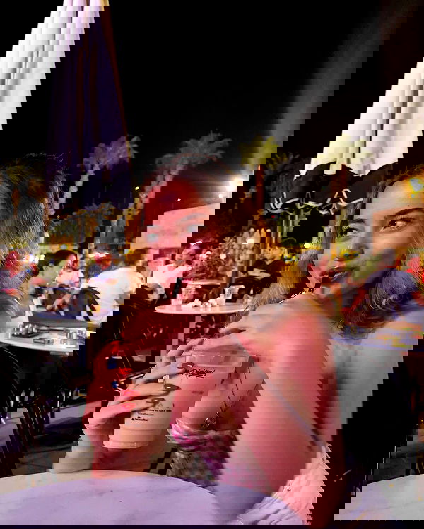 eceebayraktr image ~ Altpins