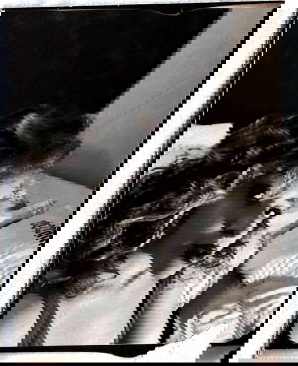 eceebayraktr image ~ Altpins