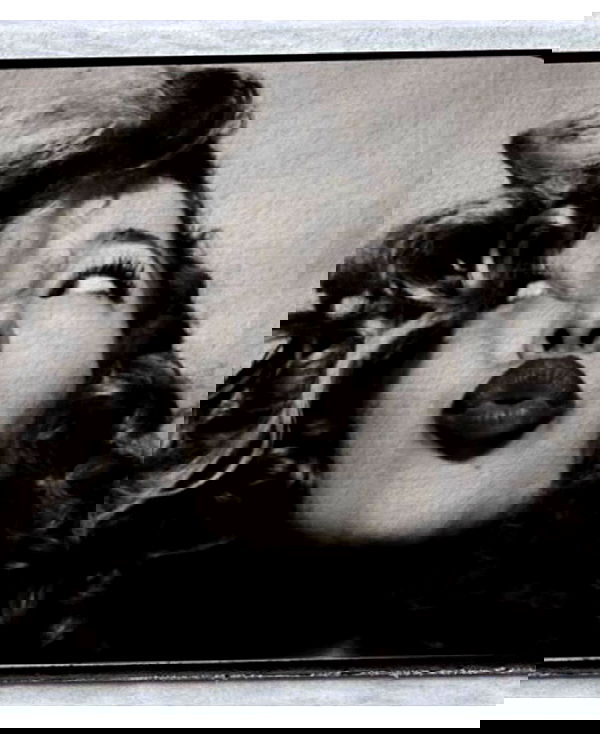 eceebayraktr image ~ Altpins