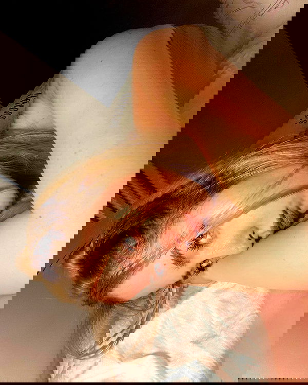 eceebayraktr image ~ Altpins