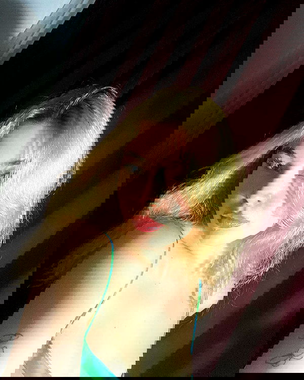 eceebayraktr image ~ Altpins