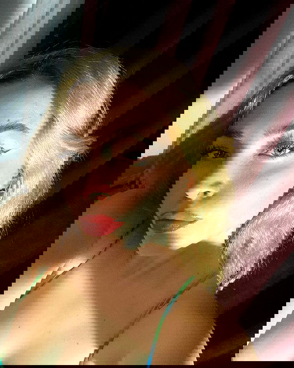 eceebayraktr image ~ Altpins