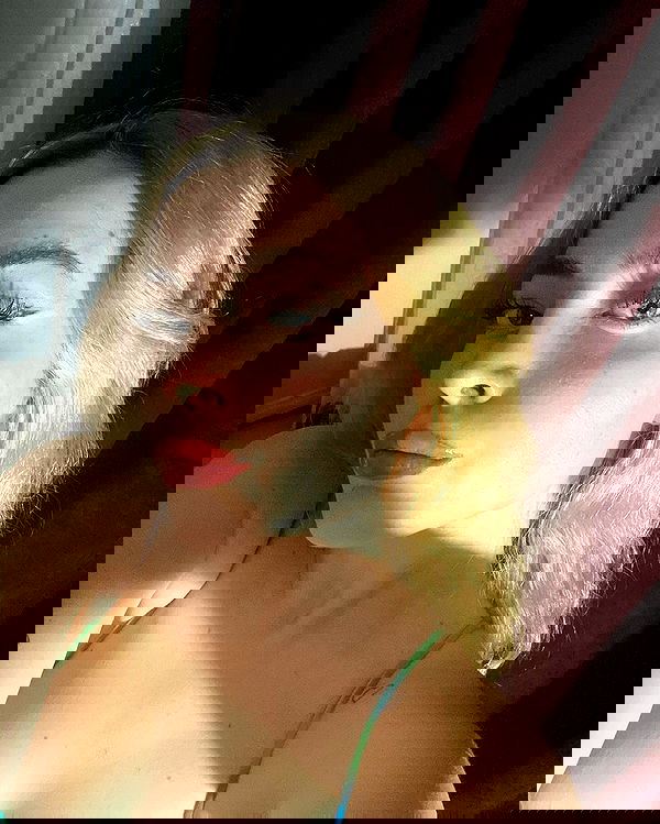 eceebayraktr image ~ Altpins