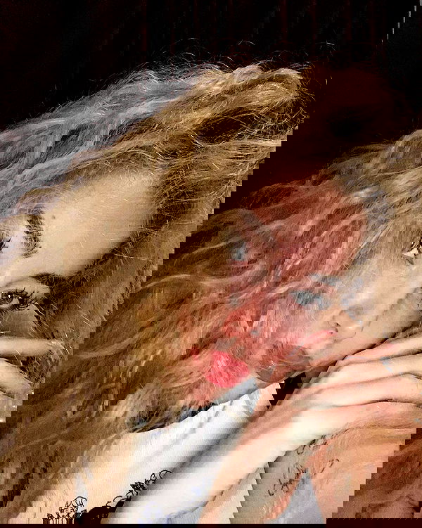 eceebayraktr image ~ Altpins