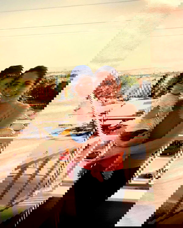 eceebayraktr image ~ Altpins