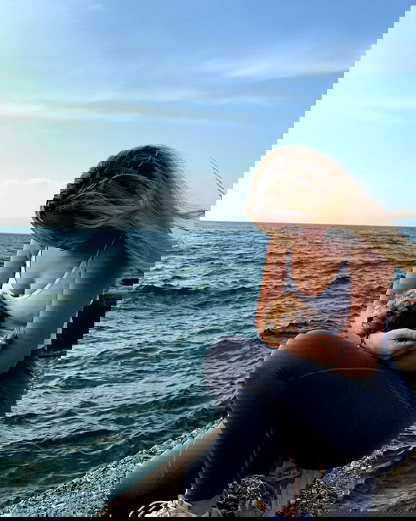 eceebayraktr image ~ Altpins