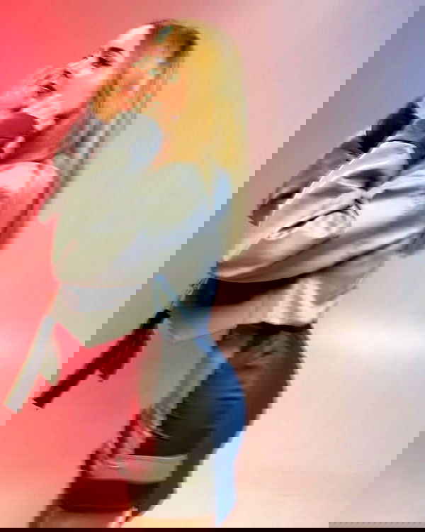 eceebayraktr image ~ Altpins