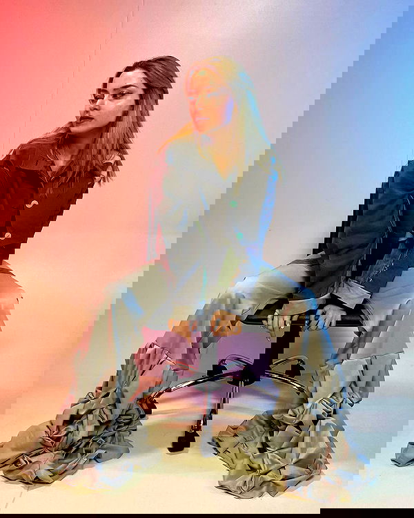 eceebayraktr image ~ Altpins