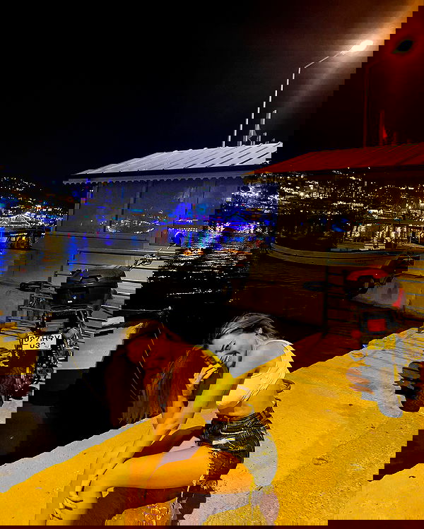 eceebayraktr image ~ Altpins