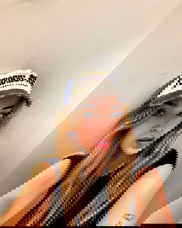 eceebayraktr image ~ Altpins