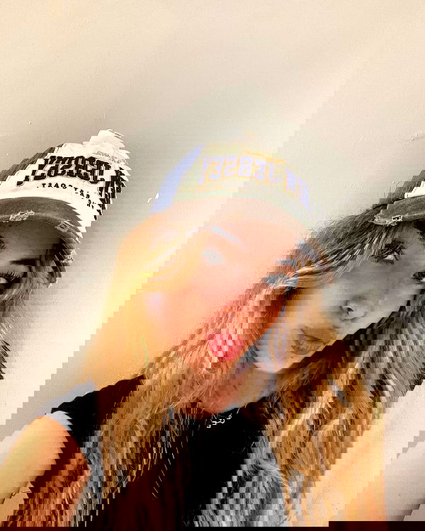 eceebayraktr image ~ Altpins