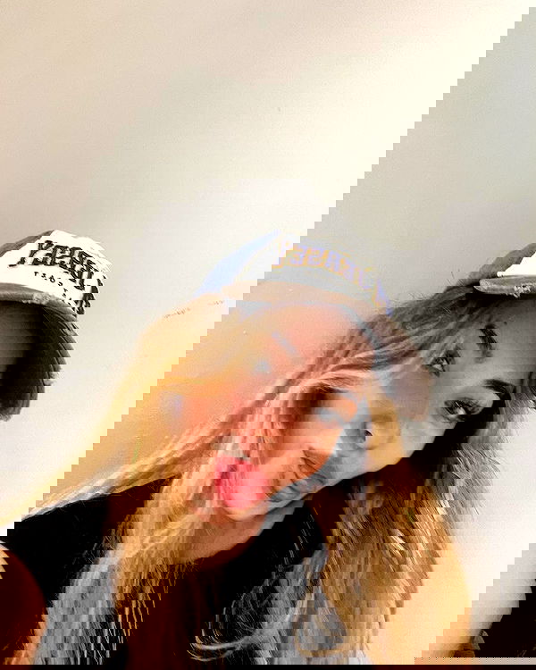 eceebayraktr image ~ Altpins