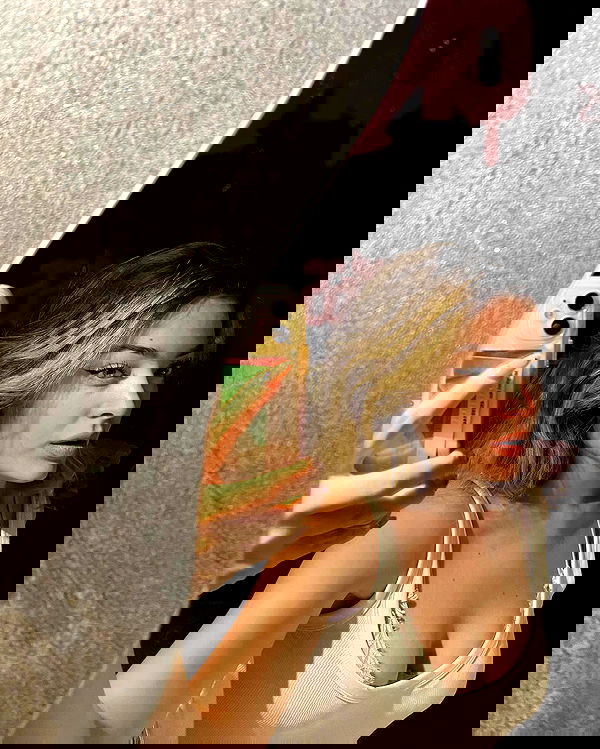 eceebayraktr image ~ Altpins