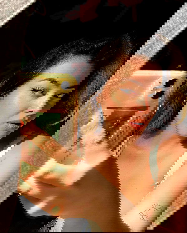 eceebayraktr image ~ Altpins