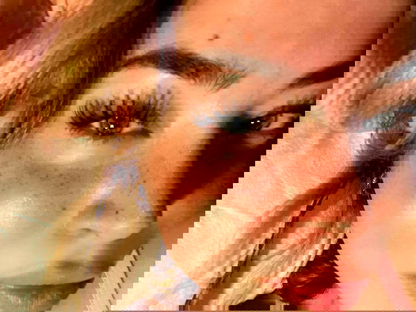 eceebayraktr image ~ Altpins