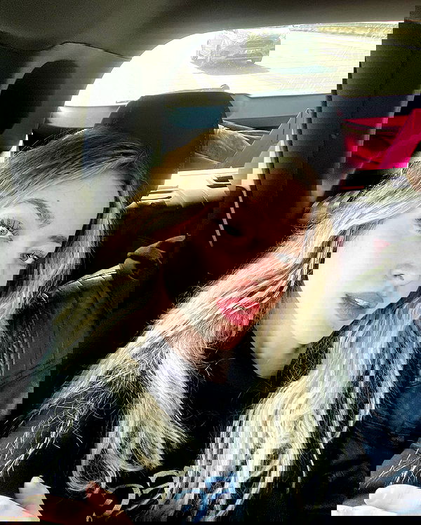 eceebayraktr image ~ Altpins