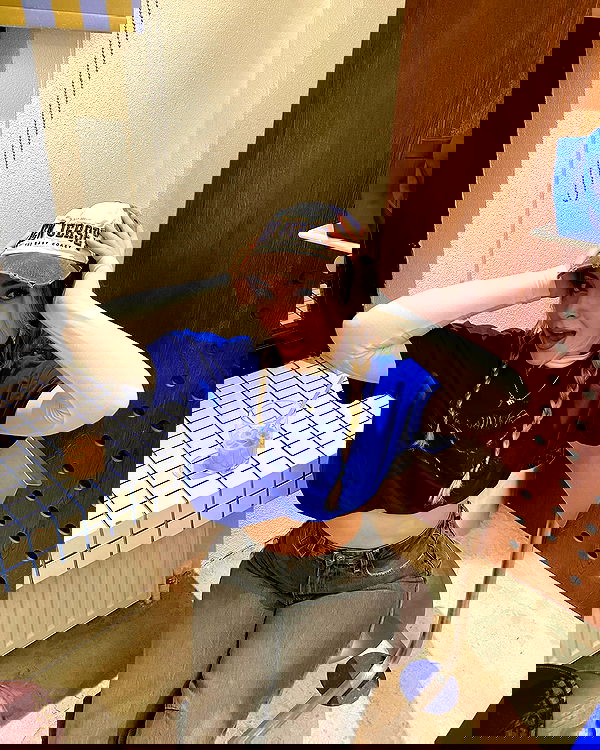 eceebayraktr image ~ Altpins