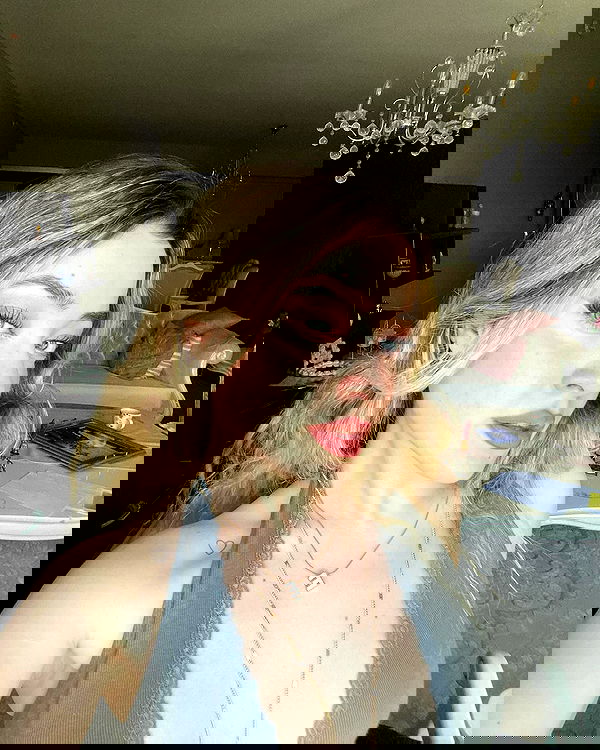 eceebayraktr image ~ Altpins