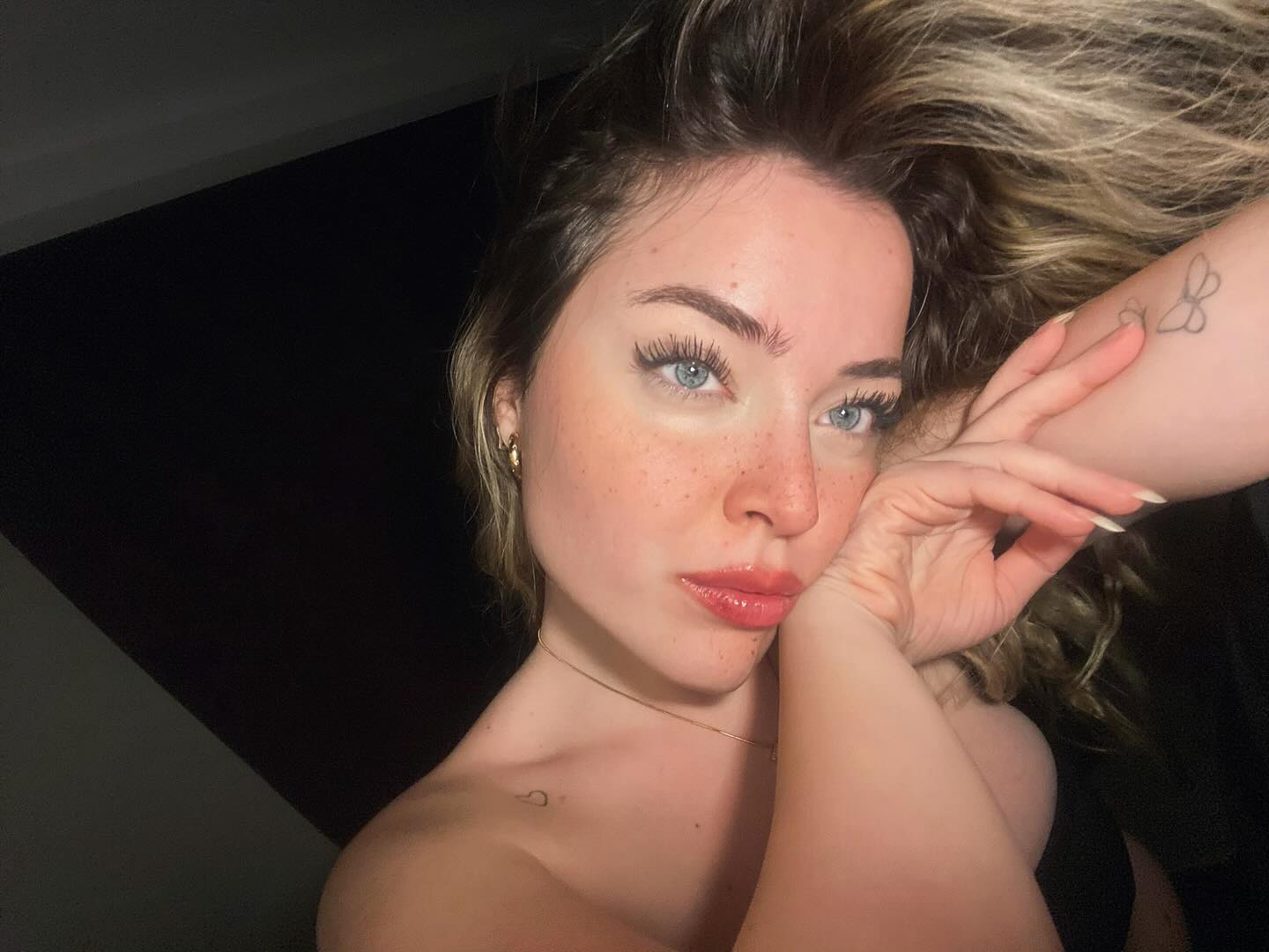 eceebayraktr instagram image archive image