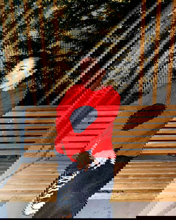 eceebayraktr image ~ Altpins