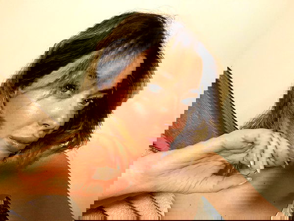 eceebayraktr image ~ Altpins