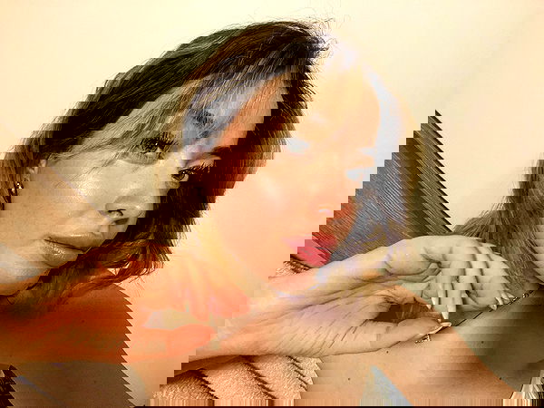 eceebayraktr image ~ Altpins