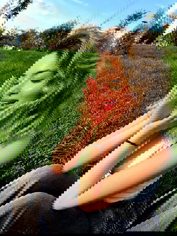 eceebayraktr image ~ Altpins