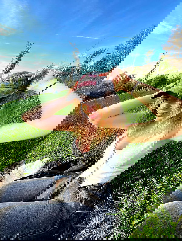 eceebayraktr image ~ Altpins