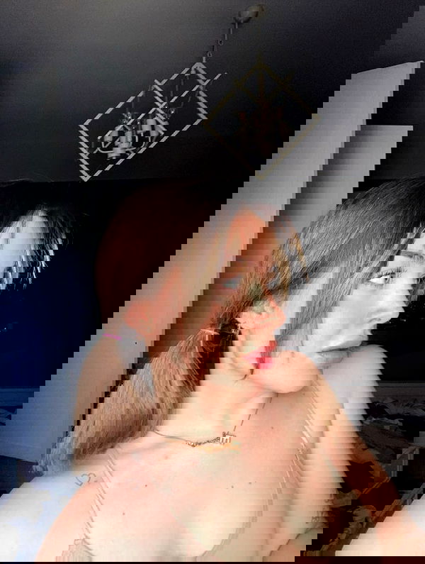 eceebayraktr image ~ Altpins