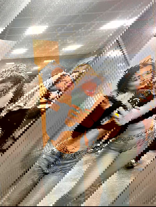 eceebayraktr image ~ Altpins