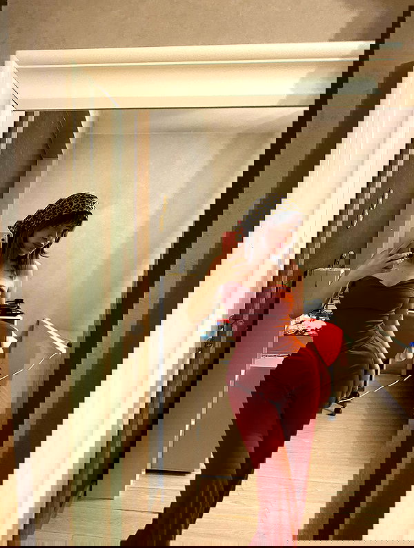 eceebayraktr image ~ Altpins