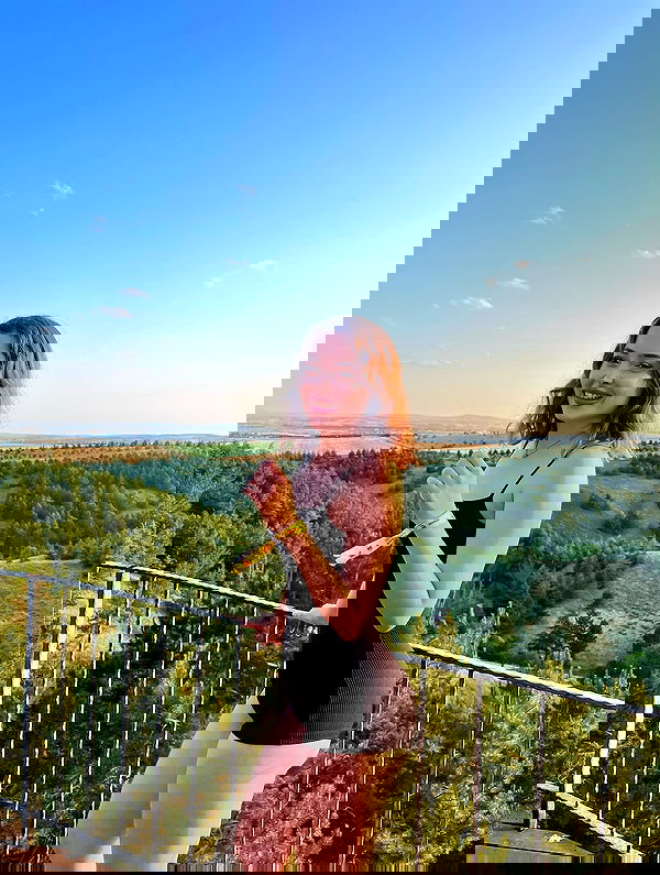 eceebayraktr image ~ Altpins