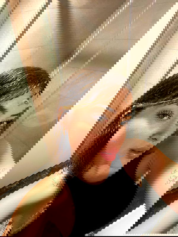 eceebayraktr image ~ Altpins