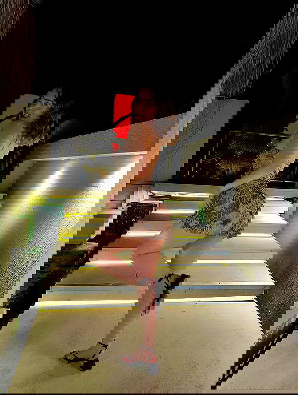 eceebayraktr image ~ Altpins