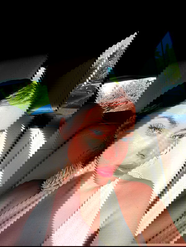 eceebayraktr image ~ Altpins