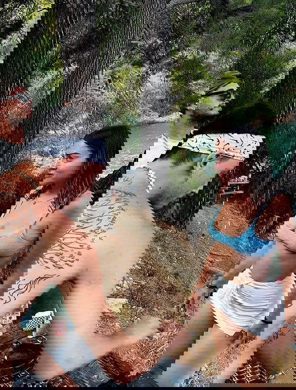 eceebayraktr image ~ Altpins