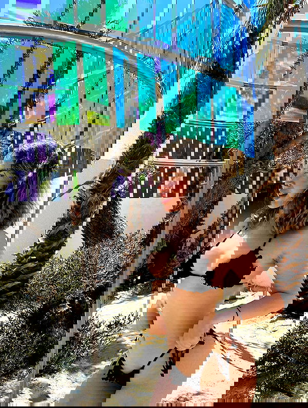 eceebayraktr image ~ Altpins