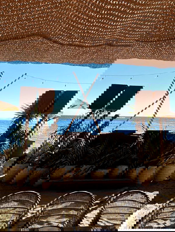 eceebayraktr image ~ Altpins