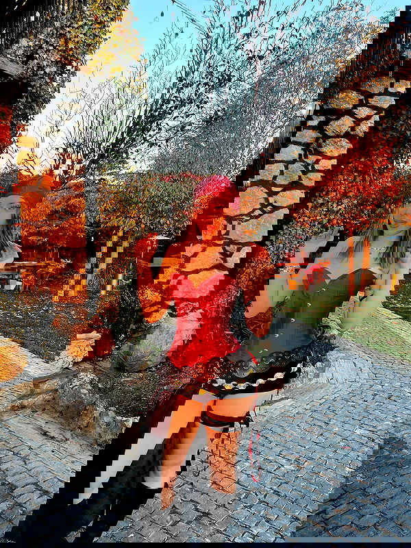 eceebayraktr image ~ Altpins