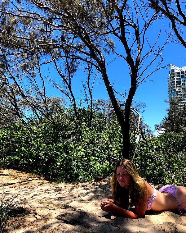 eemilyryan_ instagram image archive image