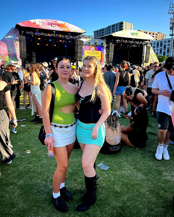 eemilyryan_ instagram image archive image