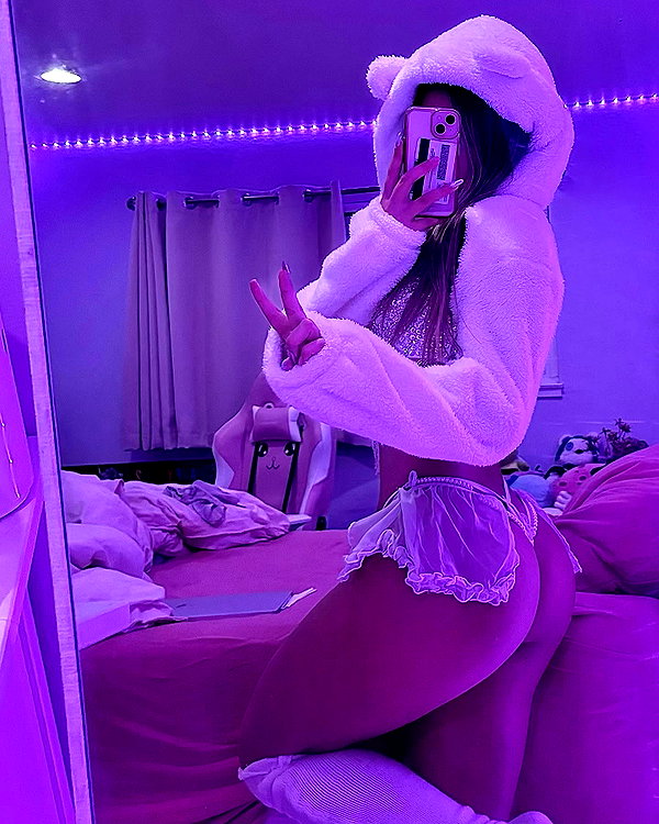 eevee.173 instagram image archive image