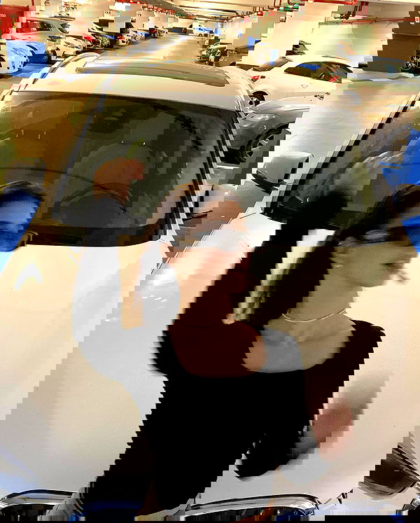 efrat_elmalich image ~ Altpins